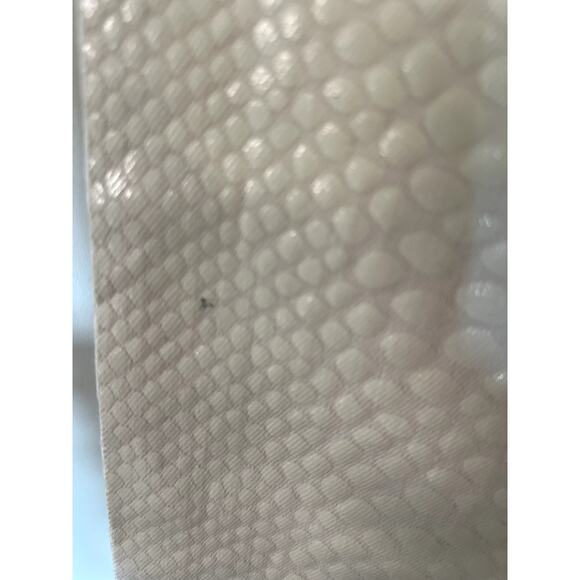 Marchesa Voyage Snakeskin-Textured White Pants - Picture 9 of 9